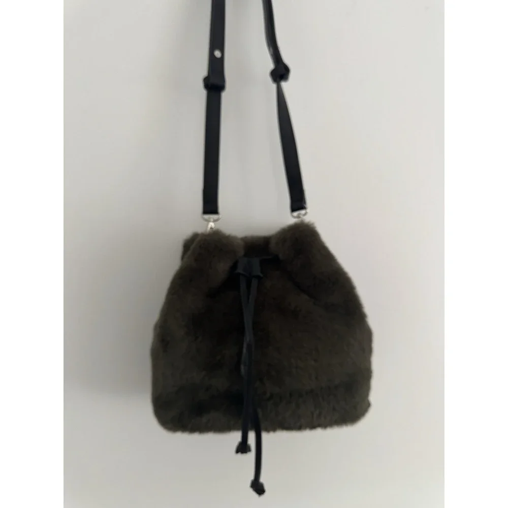 House of‎ Harlow 1960 Faux Fur Bucket Crossbody Purse Bag